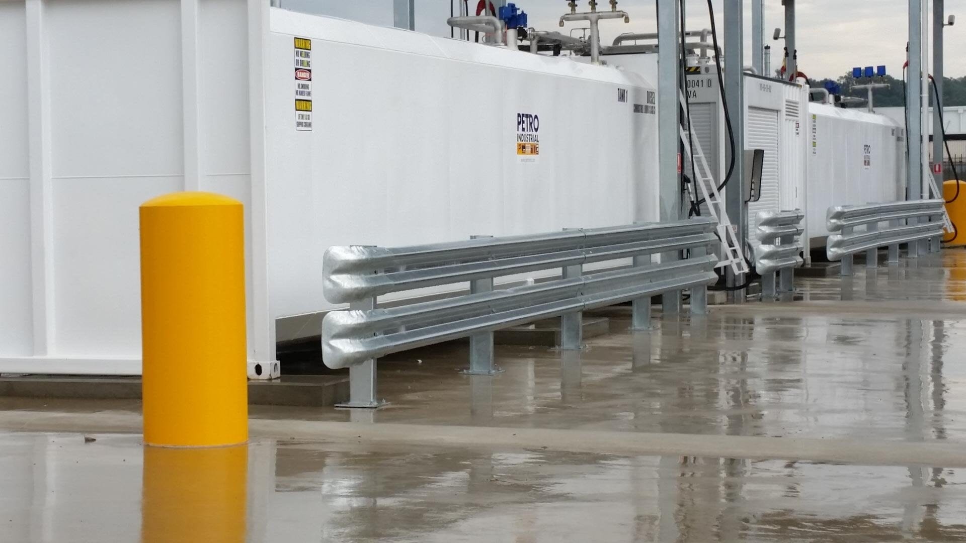 Armco Single Railing Guard Rail/Armco Railing | TKO Bollards